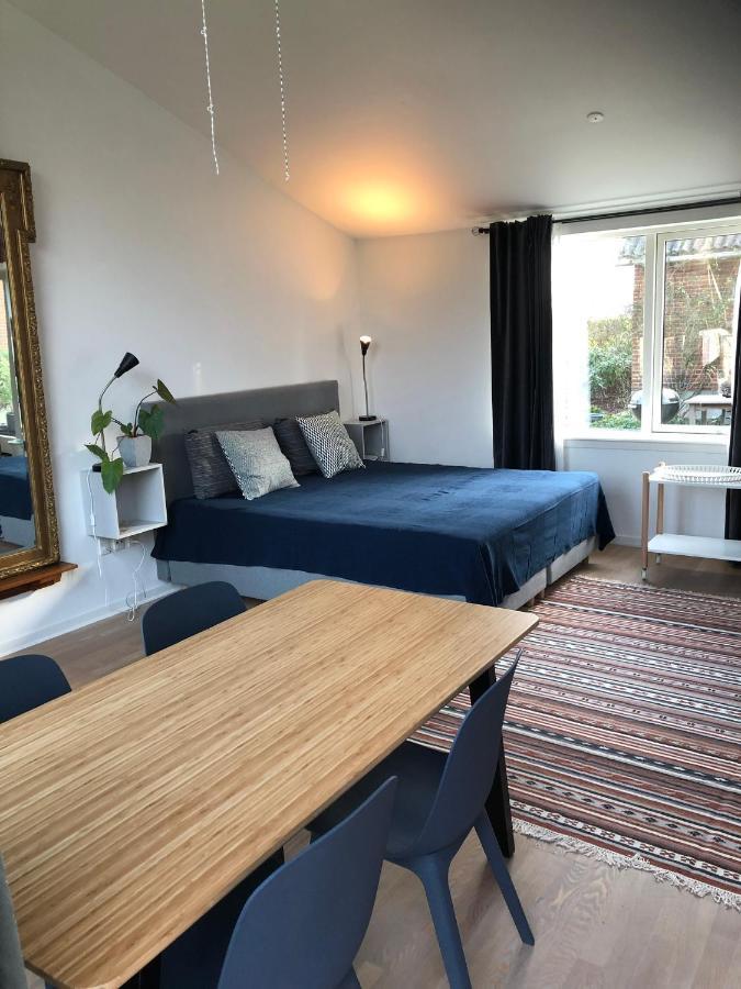 Fly B&B Skive Bagian luar foto