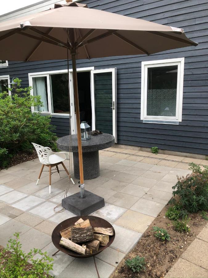 Fly B&B Skive Bagian luar foto